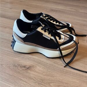 Steve Madden Black and Tan Sneakers